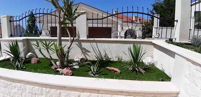 Villa with pool in Blizikuce — photo 9
