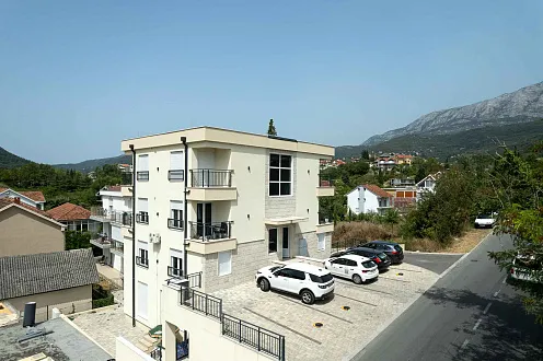 Apartments in a new modern building in Igalo. — photo 2