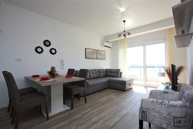 Wohnung in Rafailovici — photo 4