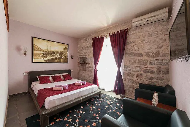 A furnished four-storey villa in Prcanj — photo 4