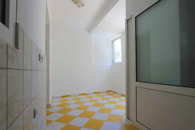 Apartment in Sveti Stefan with one bedroom — photo 11