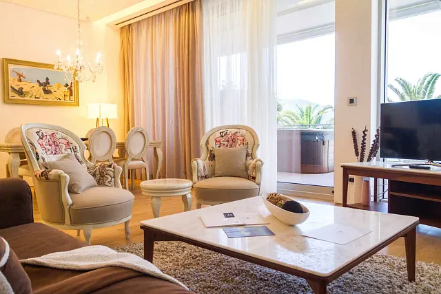 Luxurious apartments in Budva with spectacular sea view — photo 28