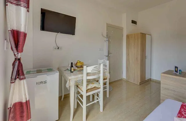 For sale a spacious house in Meljine near the sea  — photo 5