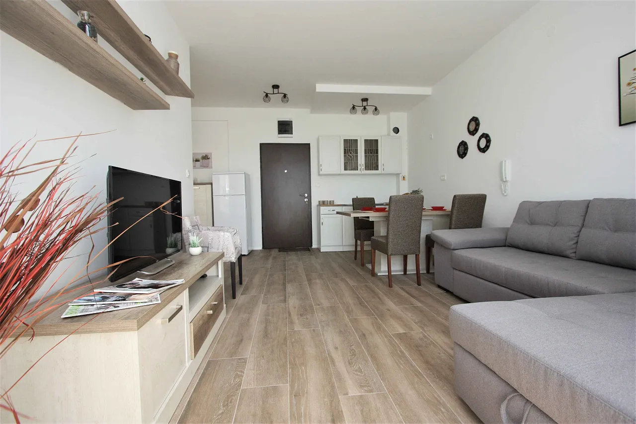 Wohnung in Rafailovici