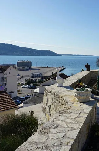 Plot in Zelenika