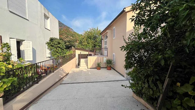 House in Prčanj with a bay view — photo 15