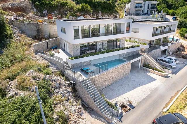  Herceg Novi – Luxury Duplex with Panoramic Bay Views — photo 23