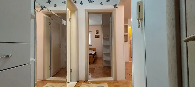 A furnished apartment in Petrovac