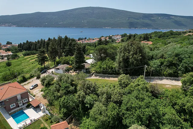 Urbanized plot of land for sale with a total area of 1,267 m² — photo 9