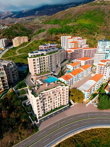 Luxury Apartments in Bečići with Direct Sea Views
