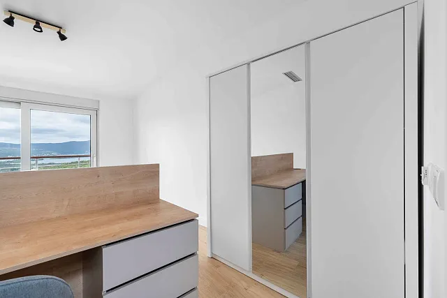 Luxury penthouse with spectacular sea views — photo 27