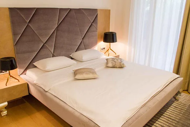 Luxurious apartments in Budva with spectacular sea view — photo 31