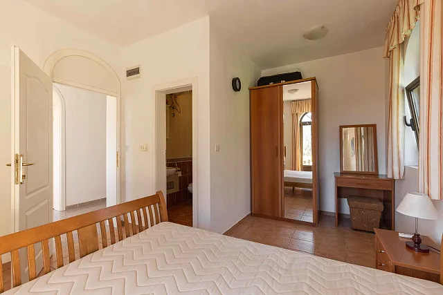 Cozy Seafront Apartment in Bigovo — with Terrace and Stunning Sea View — photo 5