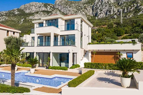 For sale a modern villa with a pool in Blizikuce — photo 2