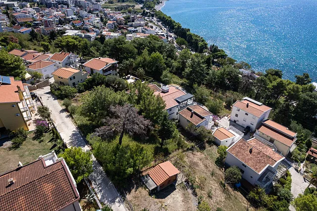 Sea-view land plot in Šušanj, 150 m from the beach — 950 m² — photo 9